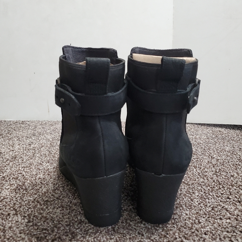 UGG Indra Waterproof